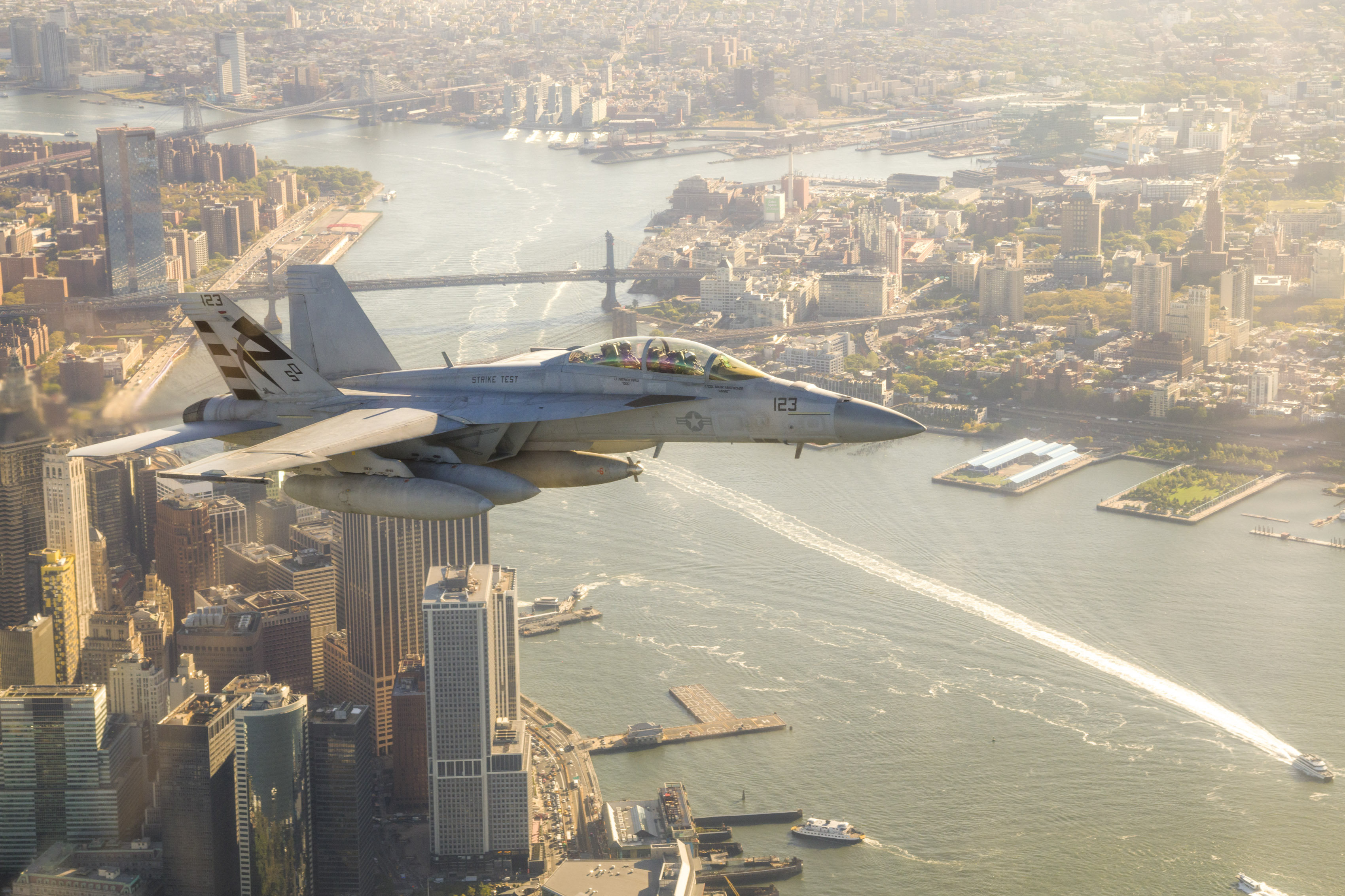 Retired Capt. Jolly takes final flight over NYC on Oct. 4, 2019