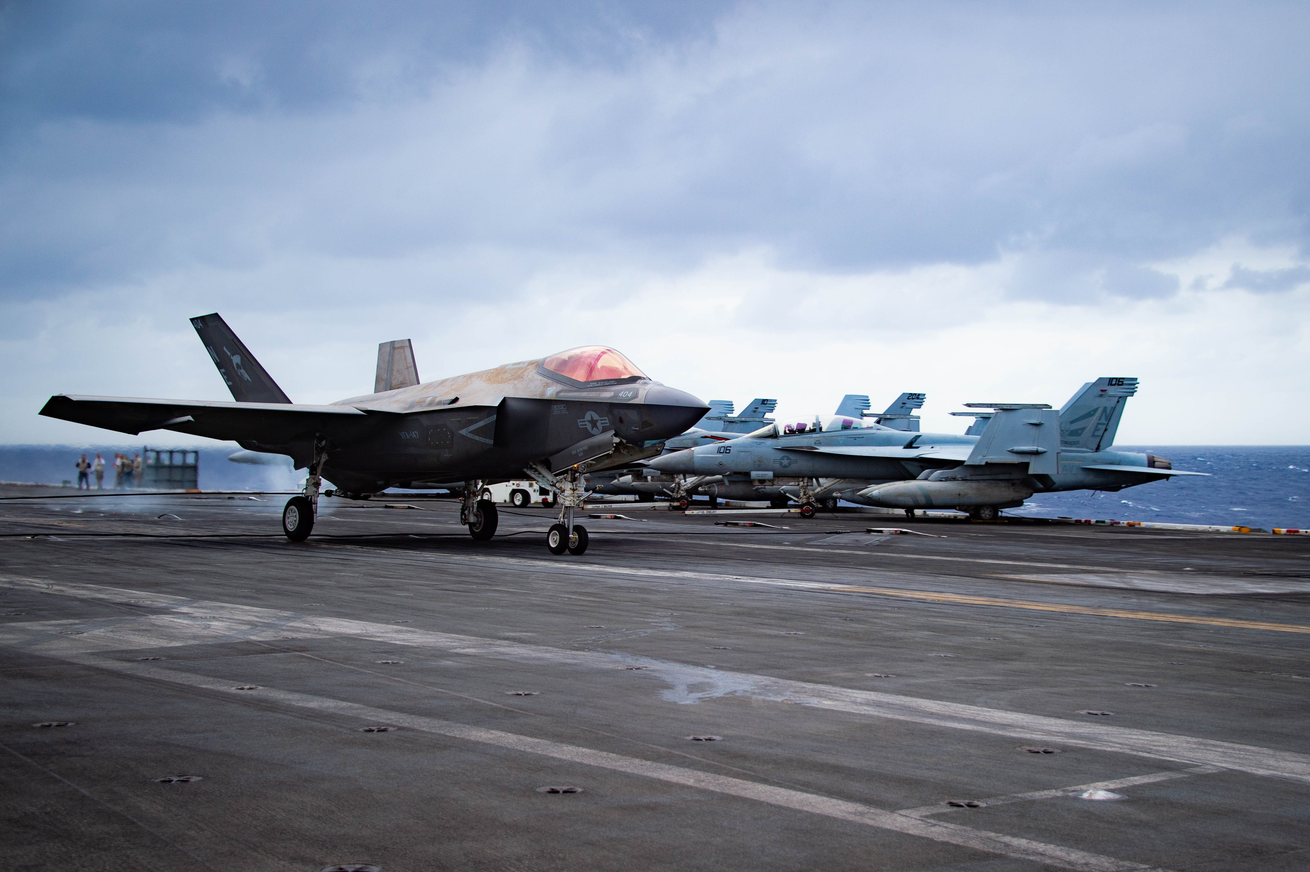 An F-35C Lightning II, assigned to the “Argonauts” of Strike Fighter Squadron (VFA) 147, recovers on the flight deck of Nimitz-class aircraft carrier USS Carl Vinson (CVN 70)