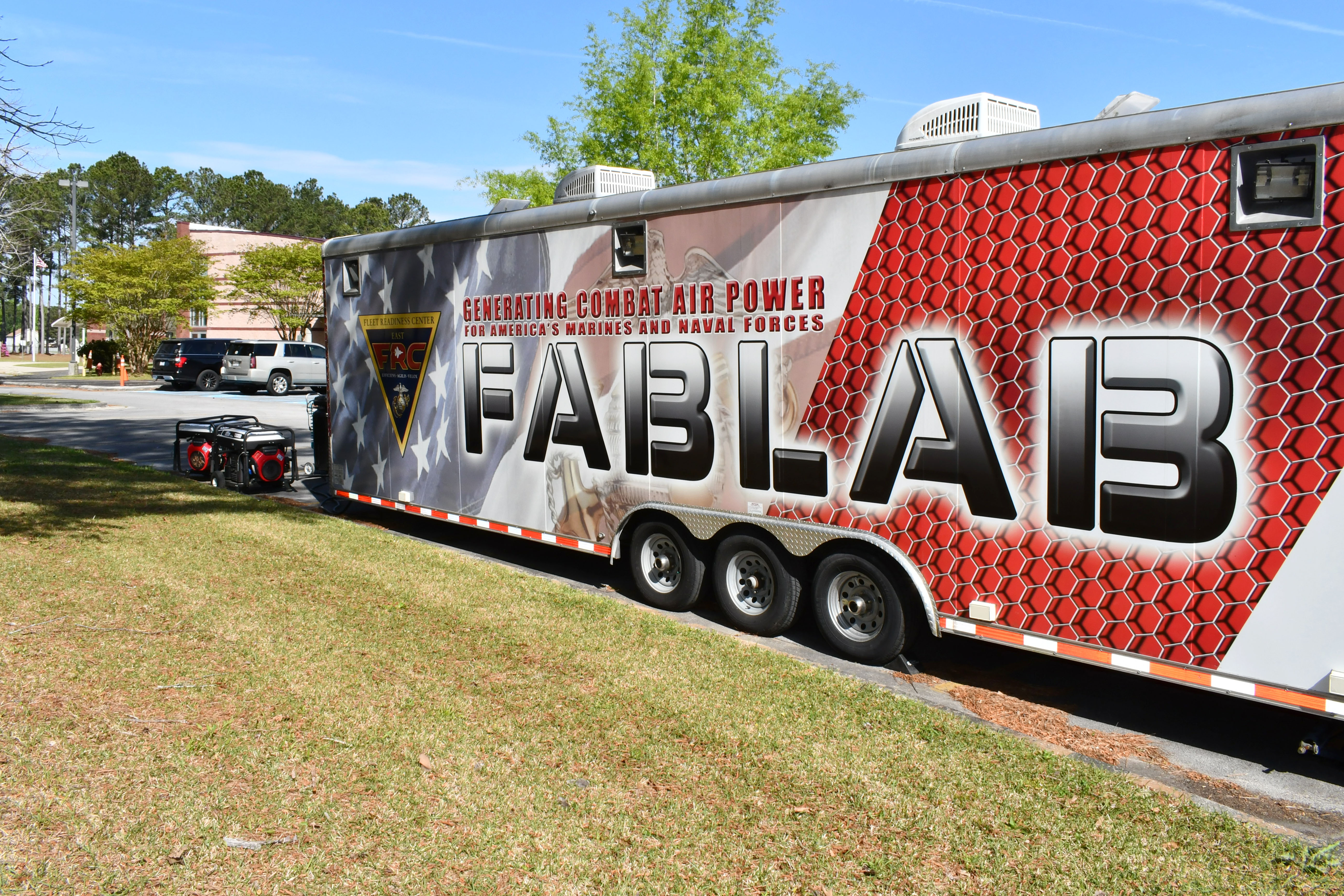 Mobile STEM lab visits middle school