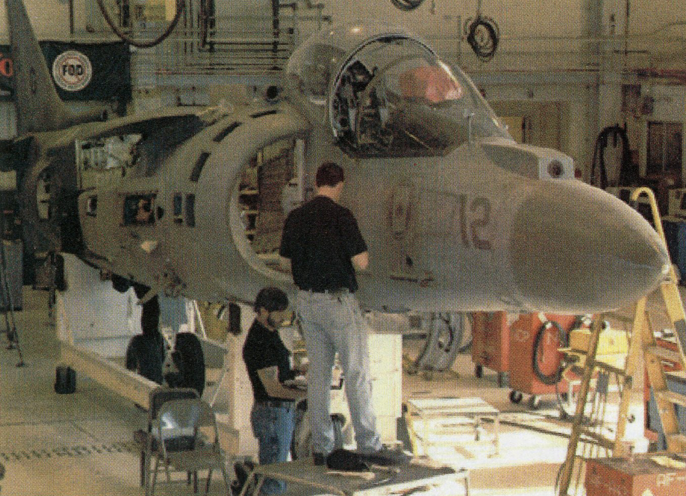 Artisans work on AV-8 Harrier 