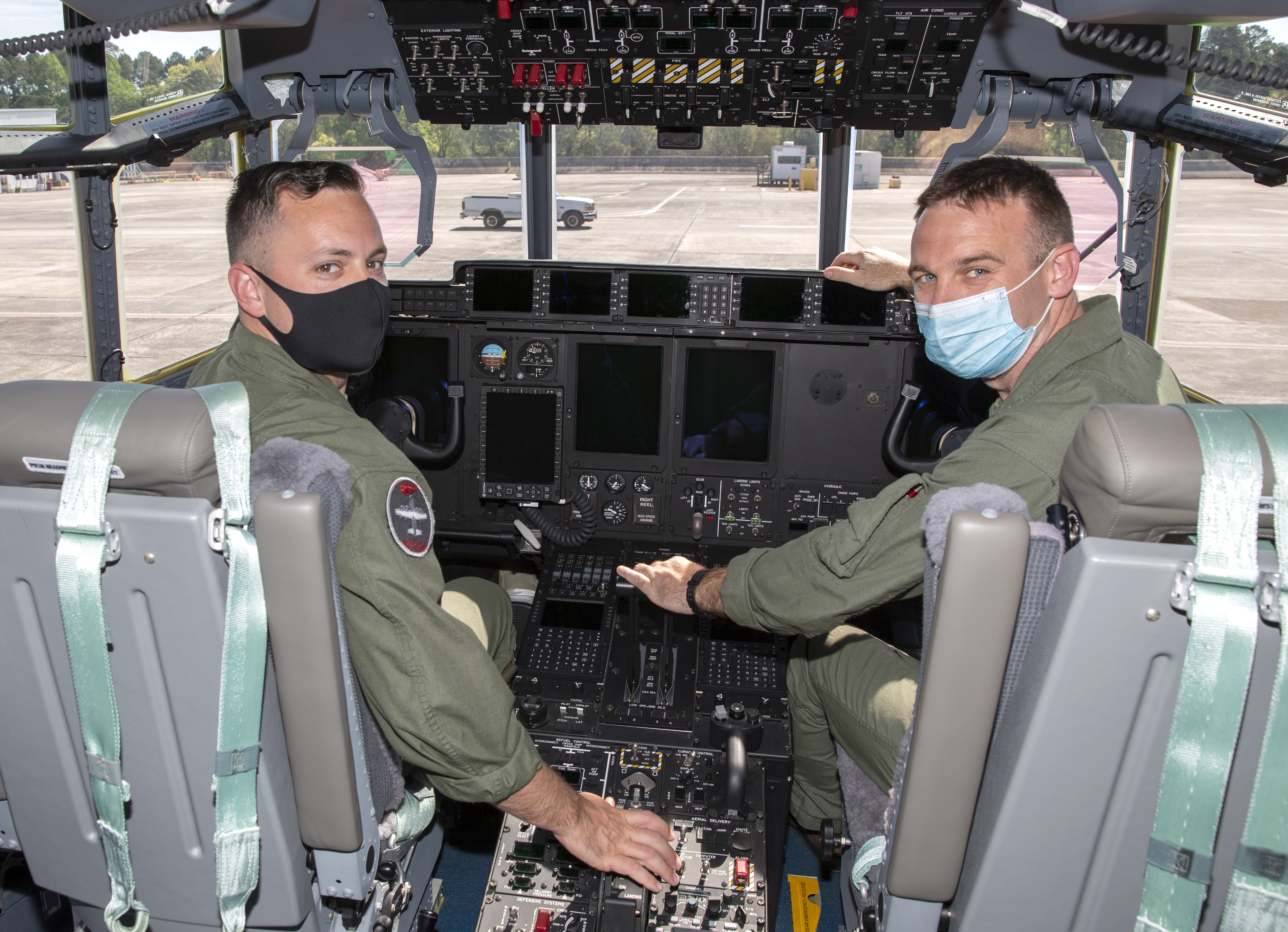 VMGR-252 flight crew in new KC-130J Block 8.1 cockpit