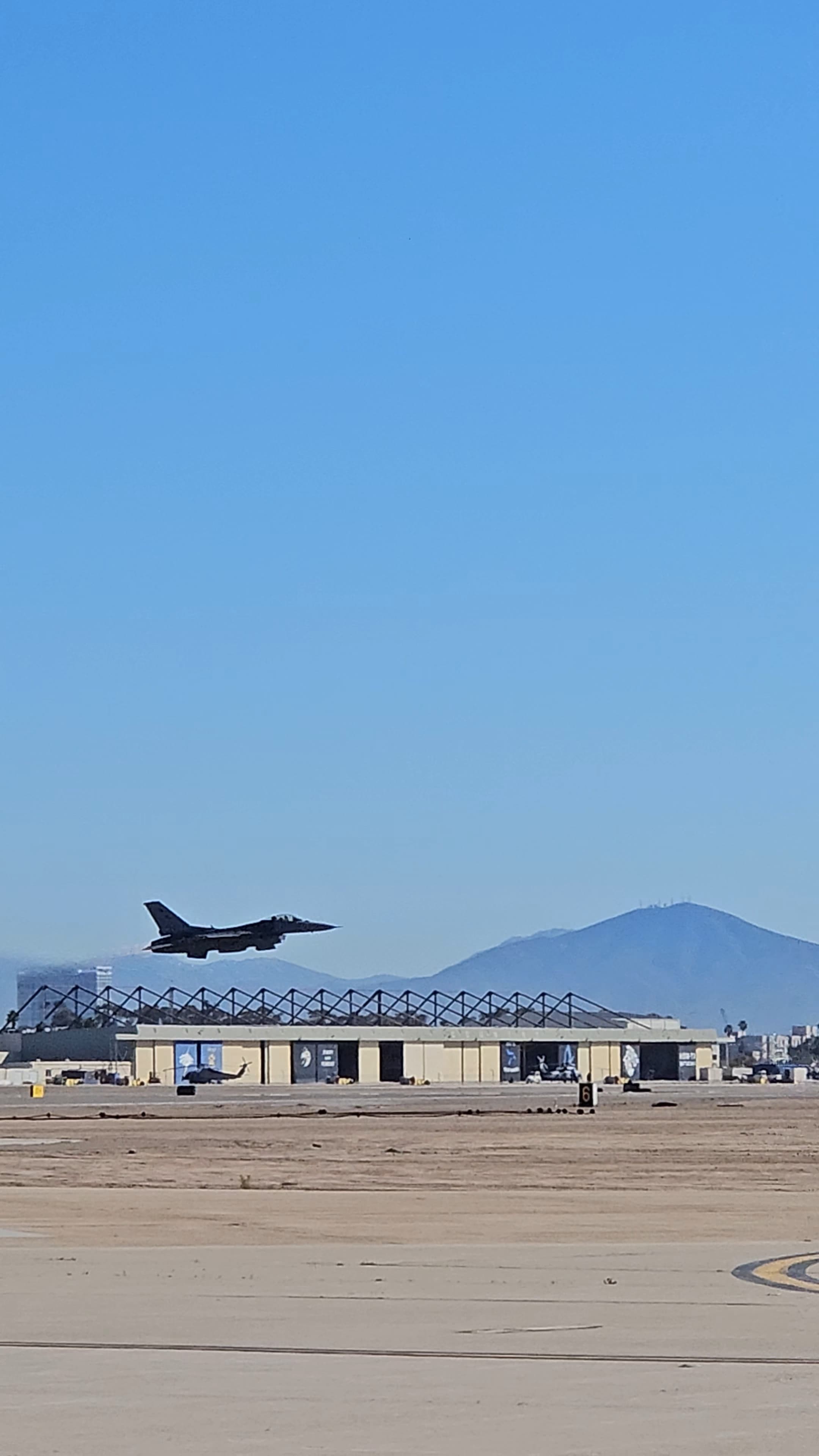 F-16 flying