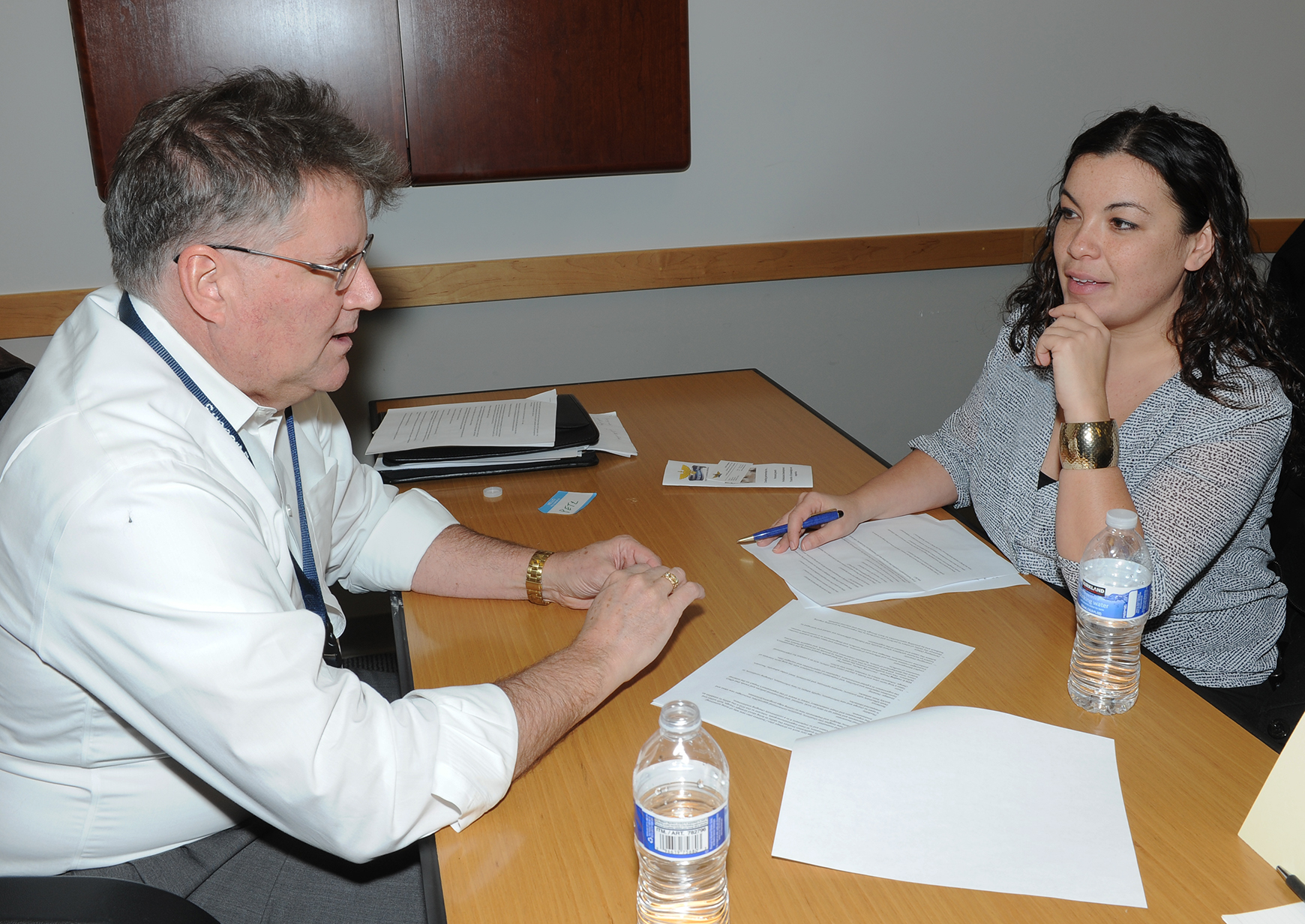 NAWCAD Lakehurst’s 2018 Mentor of the Year Peter Worley participates in speed mentoring session