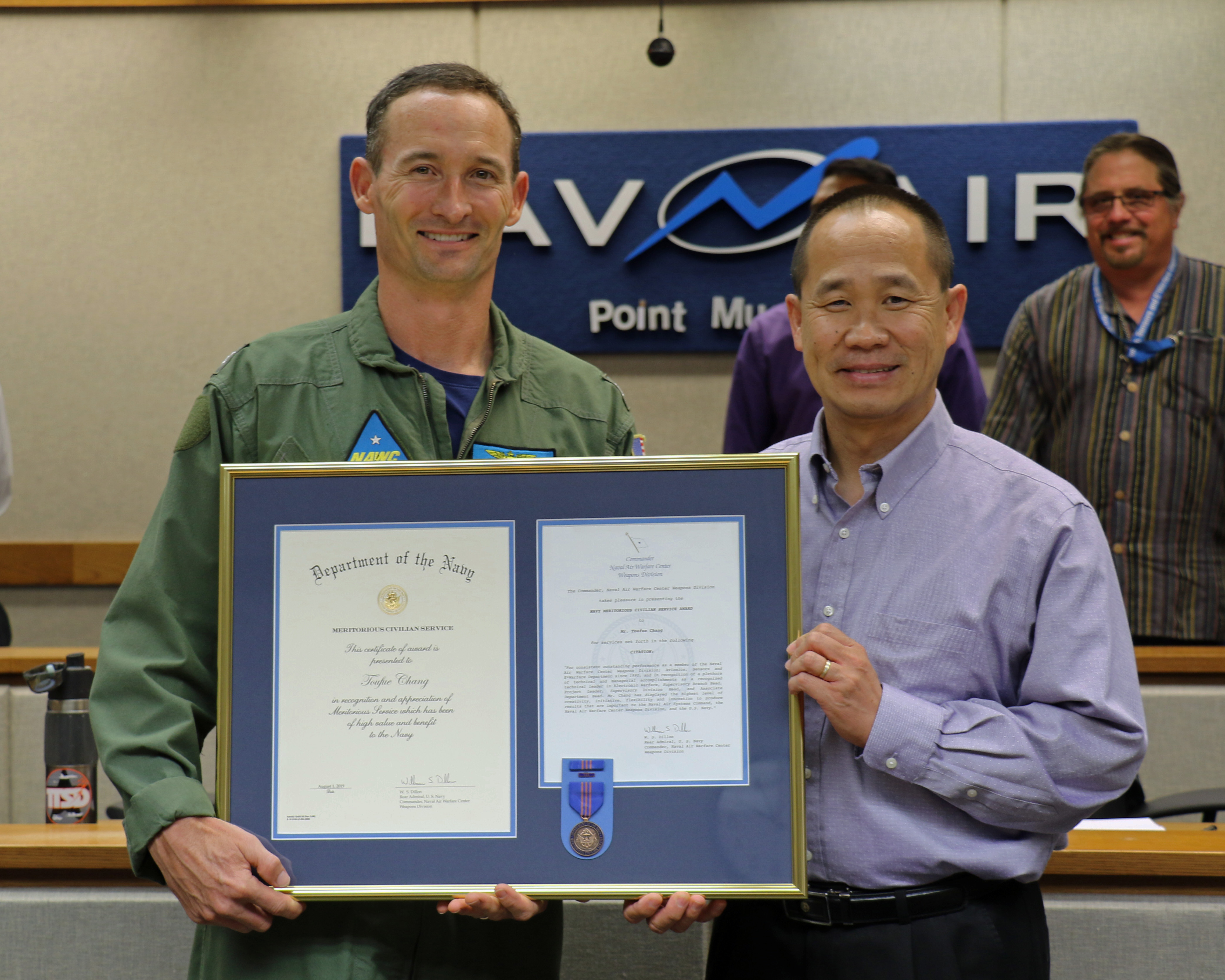 Toufue Chang earns Navy Meritorious Civilian Service Award