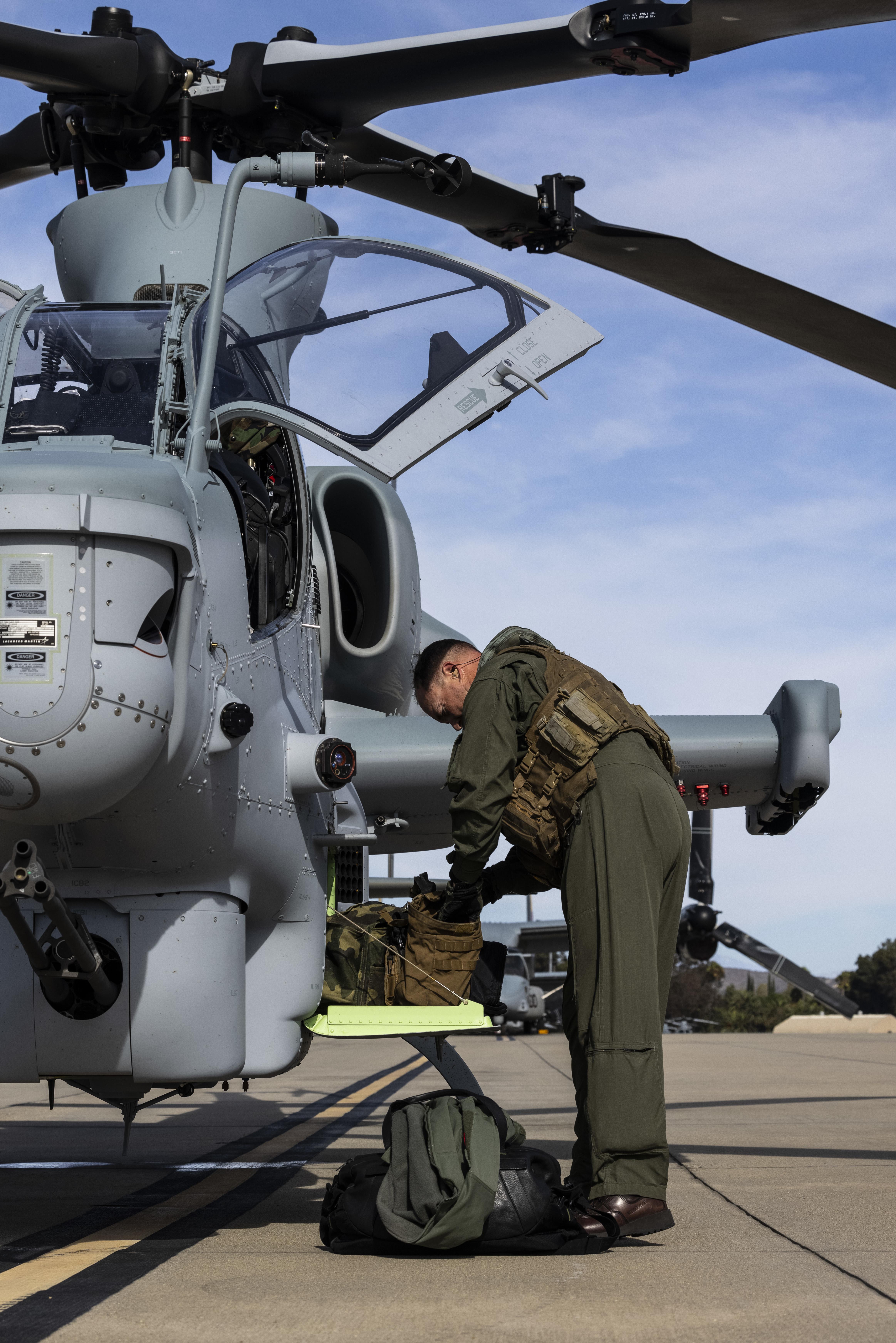 Marine Corps Receives final Bell AH-1Z Viper