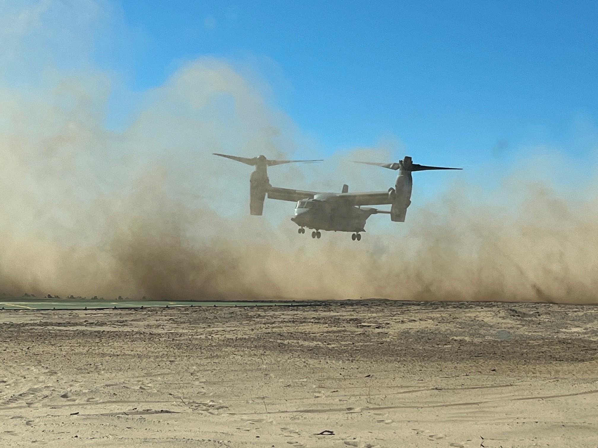 MV-22 tests new expeditionary airfield matting