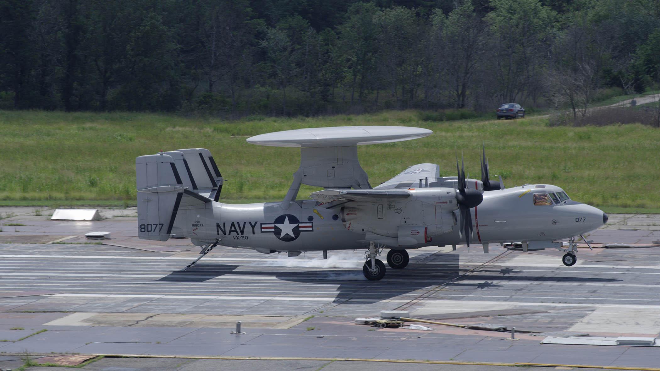 E-2D%20flyin%20AAG%20arrestment