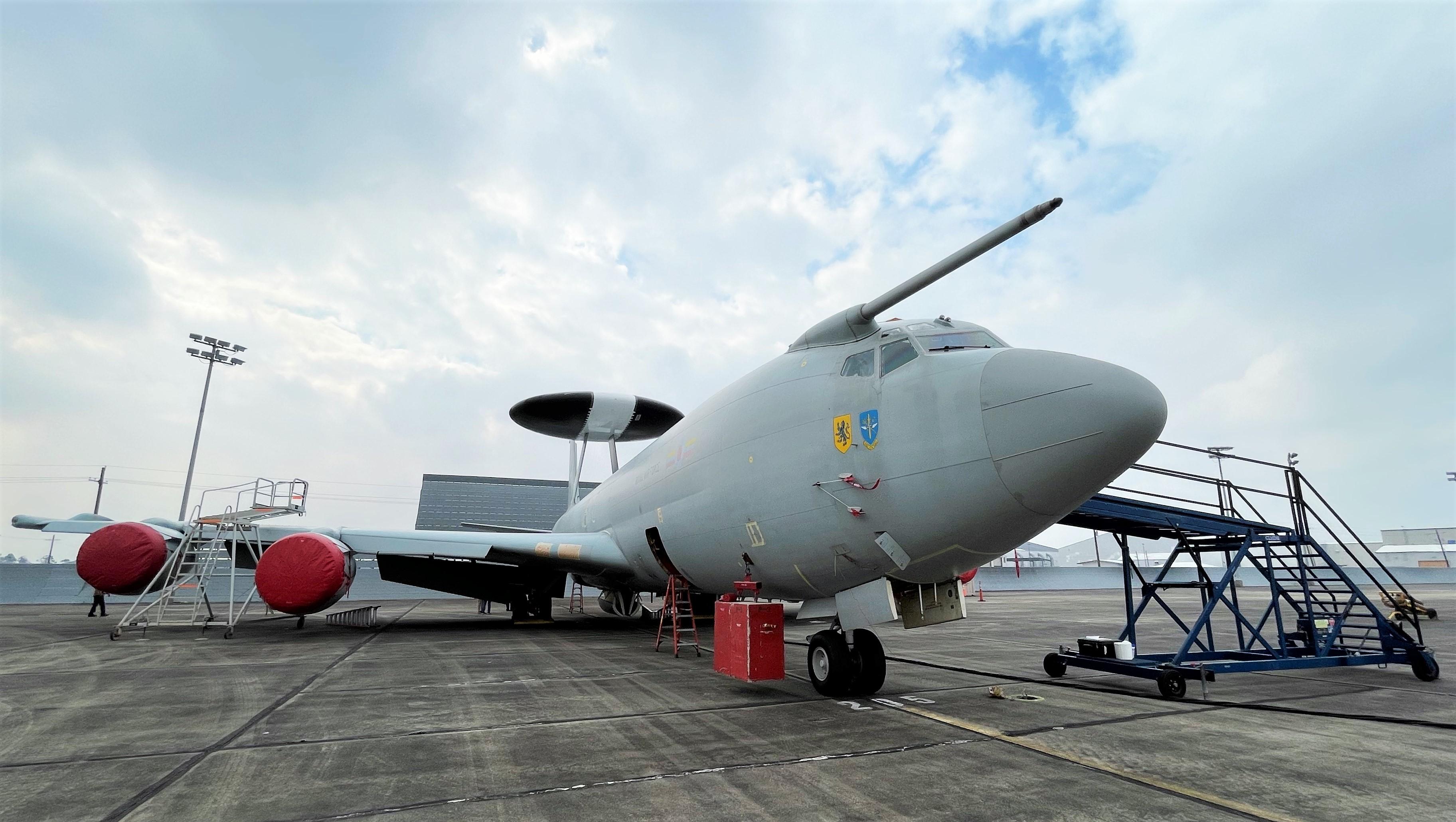 PMA-271 works quickly to purchase E-6B trainer aircraft | NAVAIR