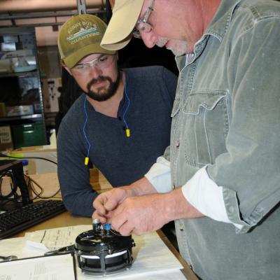 Pneudraulics mechanics check valve against technical instruction