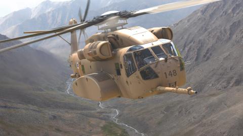 Artist rendering of an Israel CH-53K in a valley